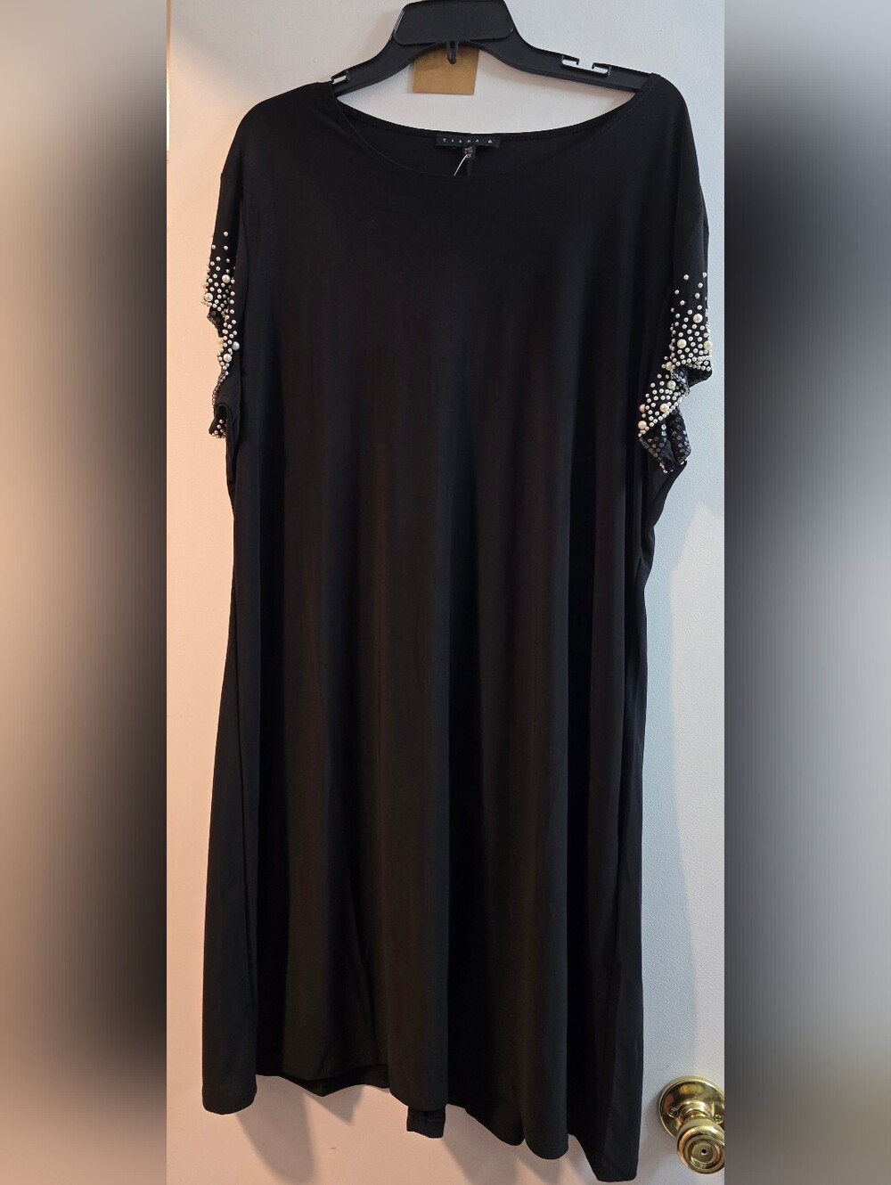 134 Black Pearl-Sleeve Tunic Dress - Elegant Everyday Wear